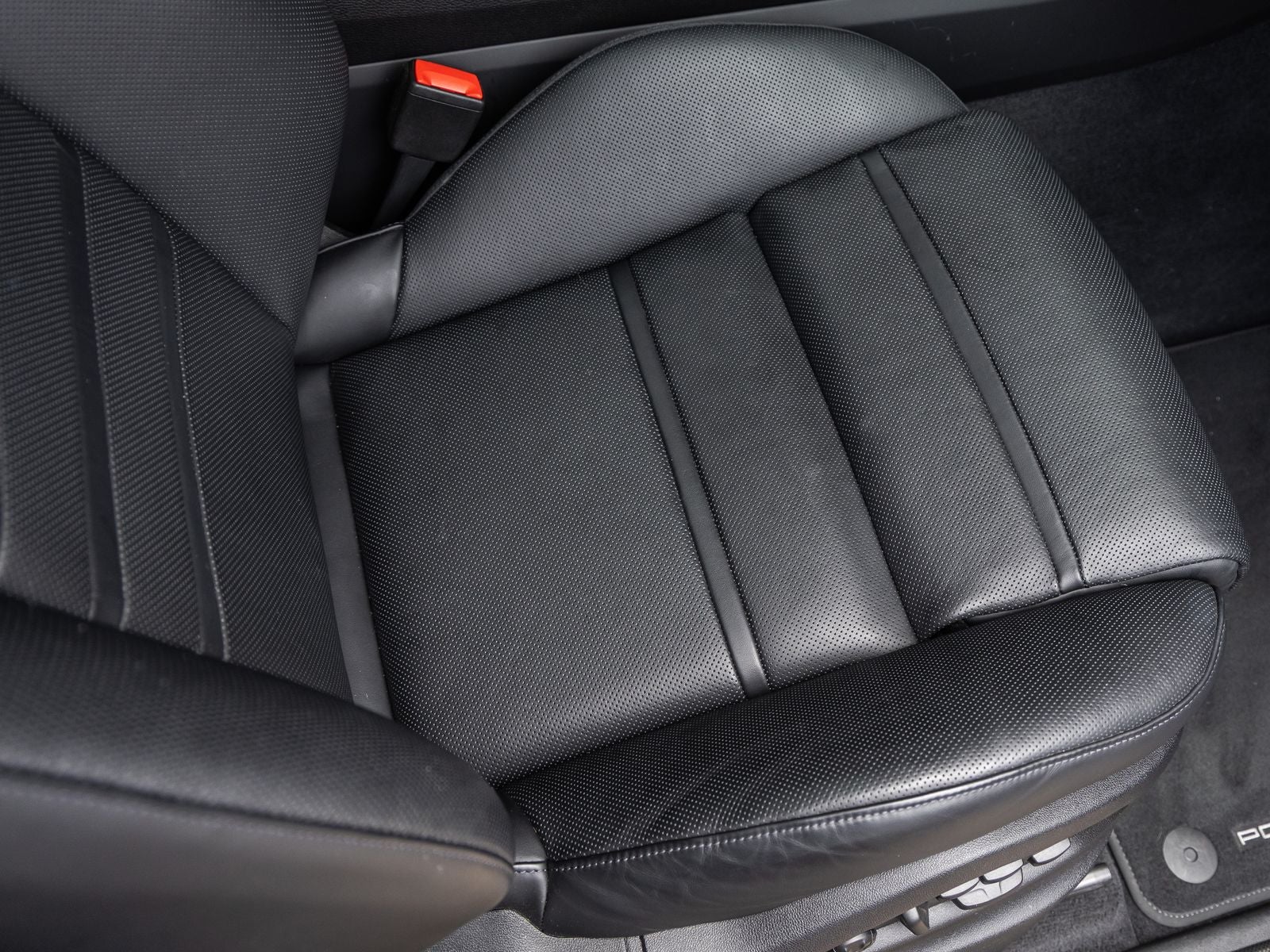 2024 Porsche Cayenne S Coupe