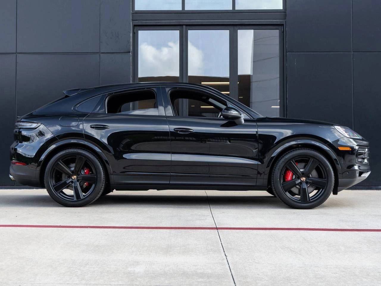 2025 Porsche Cayenne S Coupe