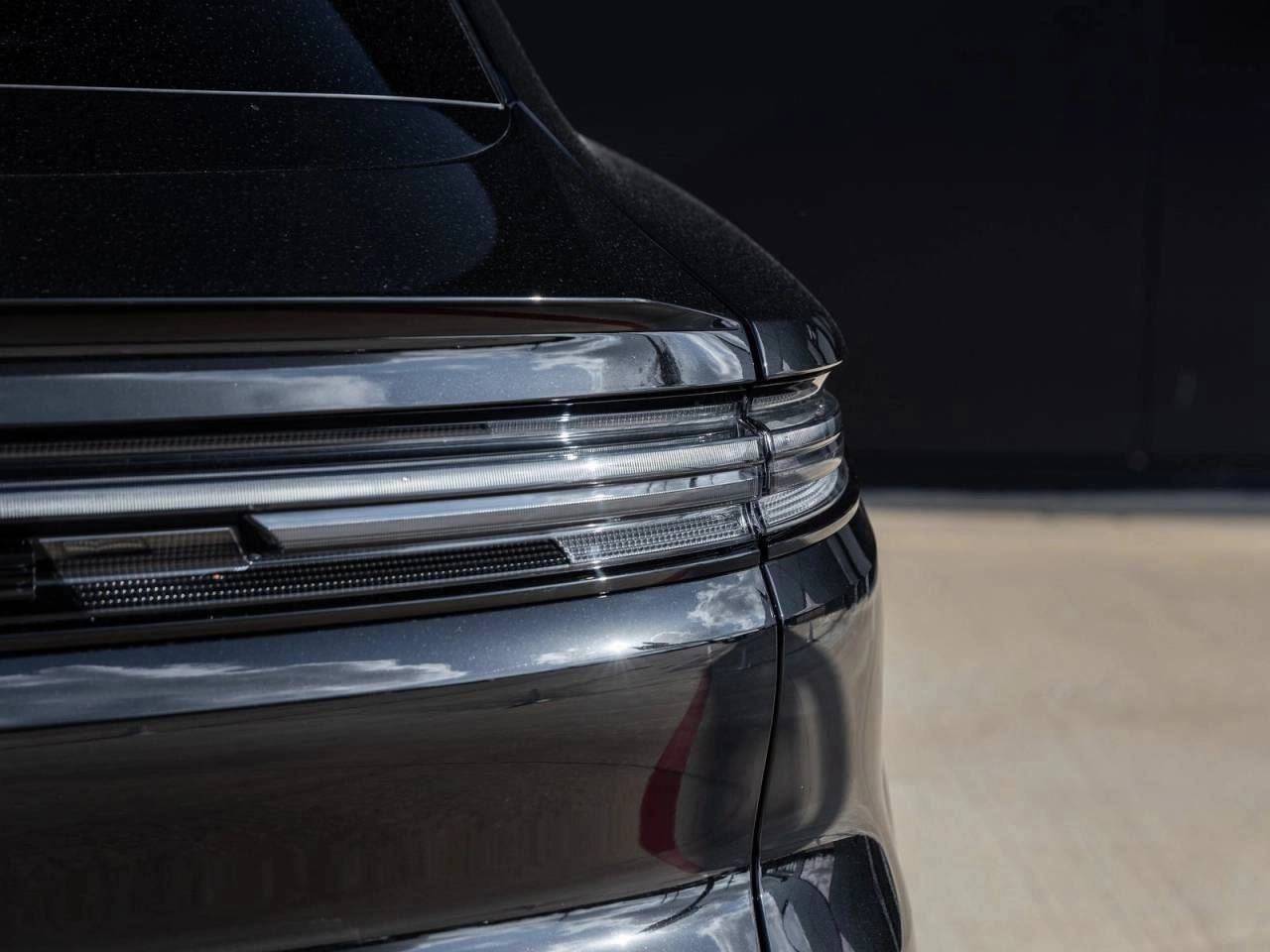 2025 Porsche Cayenne S Coupe