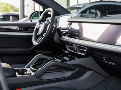 2025 Porsche Cayenne S Coupe