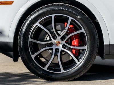 2026 Porsche Cayenne Coupe Cayenne S Coupe