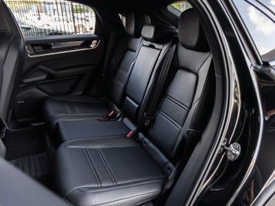 2026 Porsche Cayenne Cayenne S Coupe