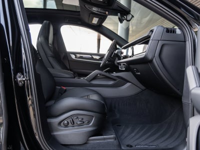 2026 Porsche Cayenne Cayenne S Coupe