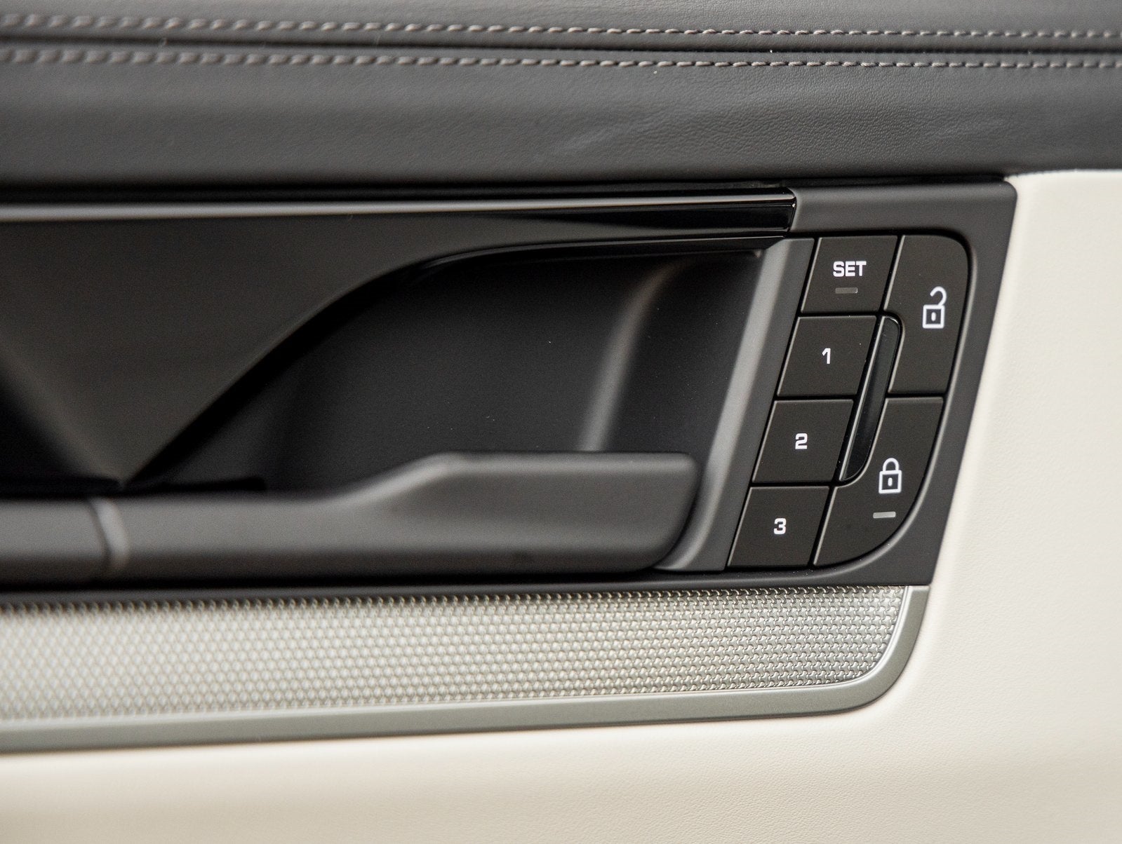 2026 Porsche Cayenne Coupe Cayenne S Coupe