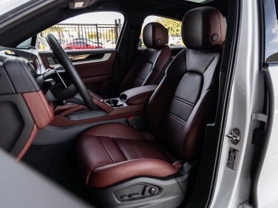 2026 Porsche Cayenne Cayenne S Coupe