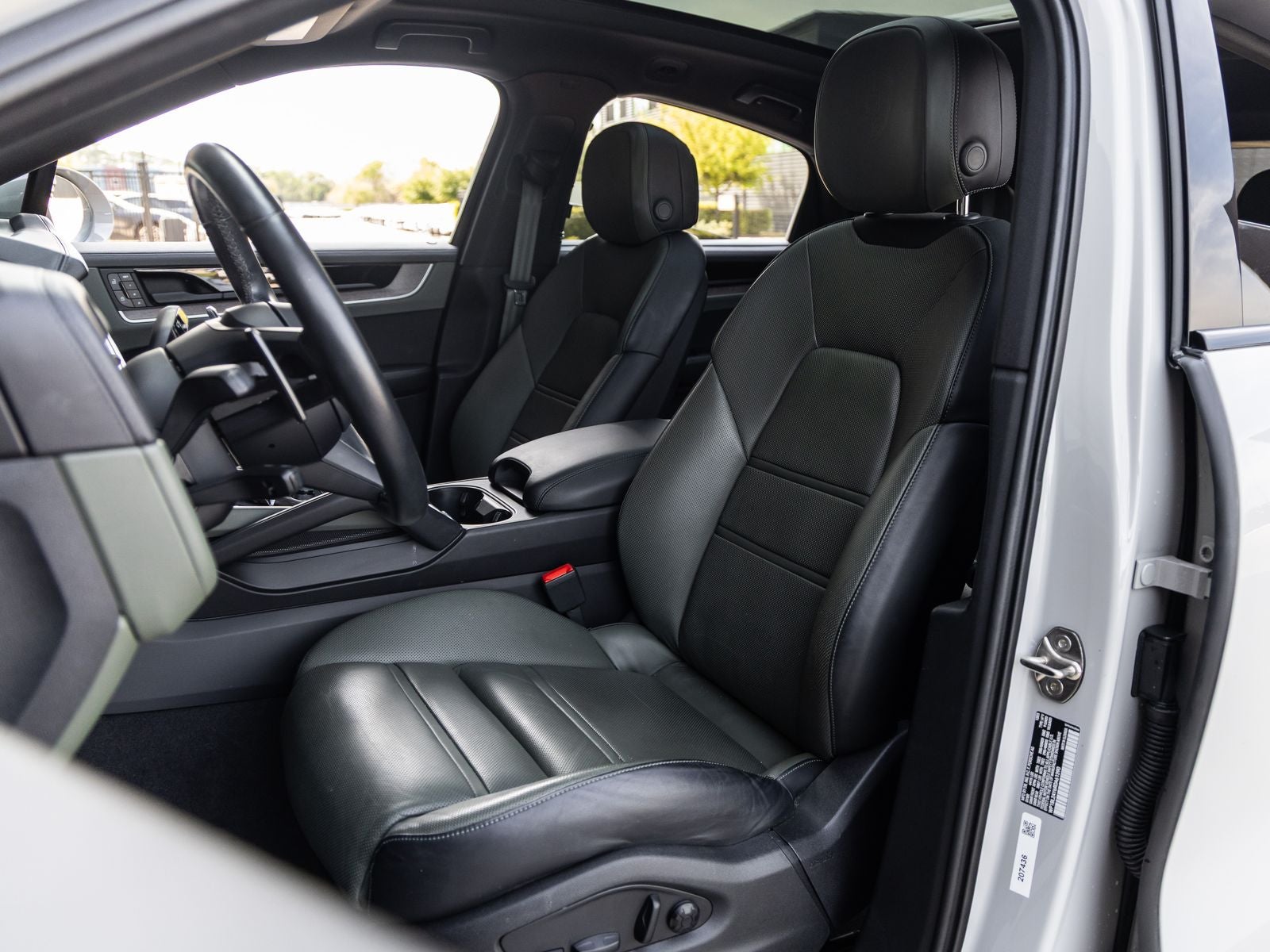 2024 Porsche Cayenne S Coupe