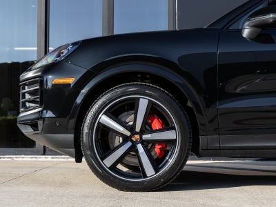 2026 Porsche Cayenne Coupe Cayenne S Coupe