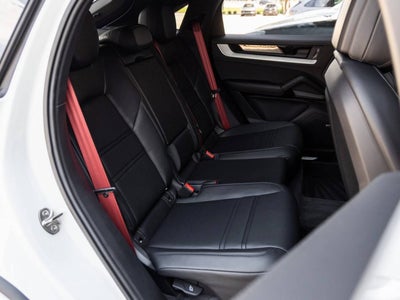 2025 Porsche Cayenne S Coupe