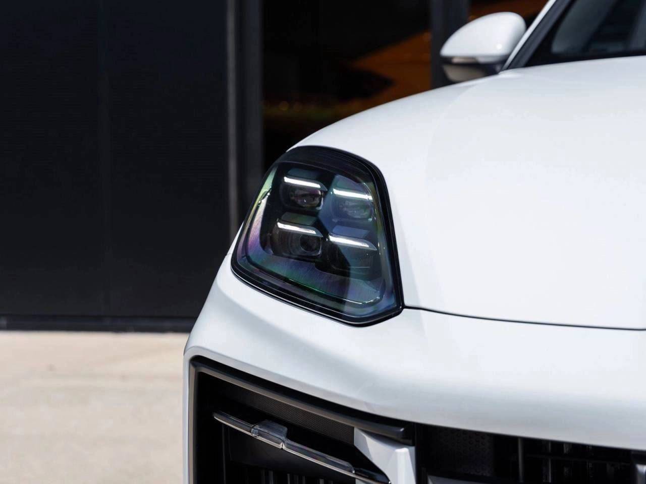 2025 Porsche Cayenne S Coupe