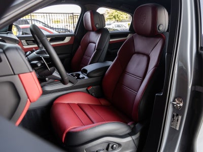 2026 Porsche Cayenne Cayenne S Coupe