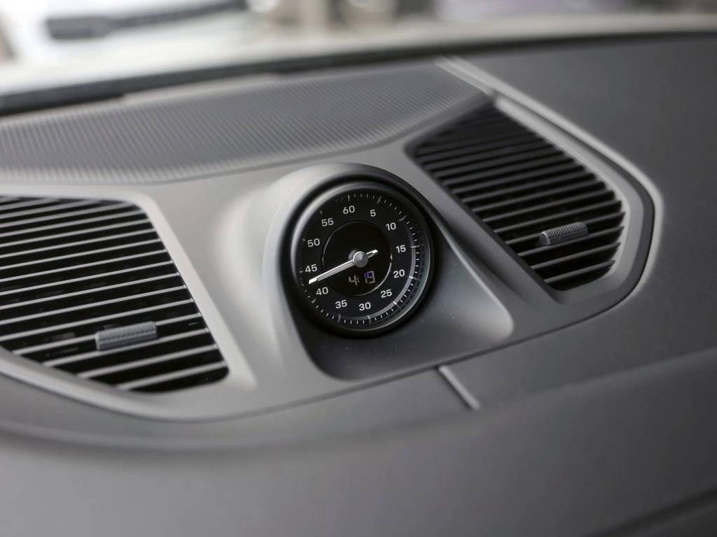 2025 Porsche Cayenne S Coupe