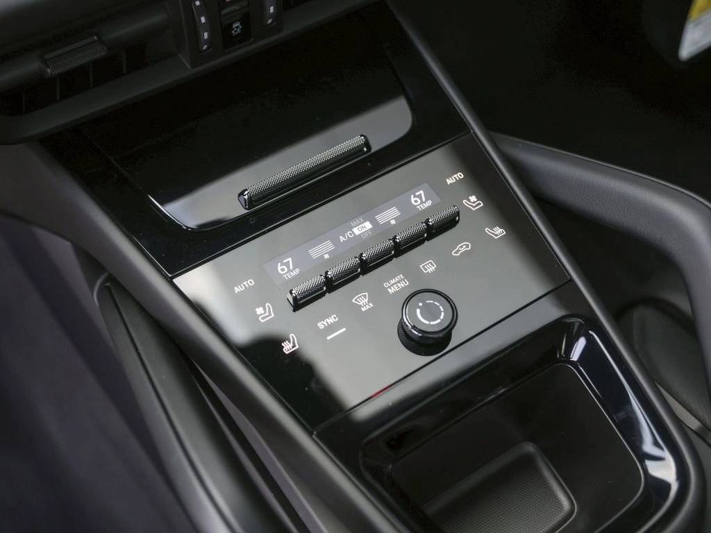 2025 Porsche Cayenne S Coupe