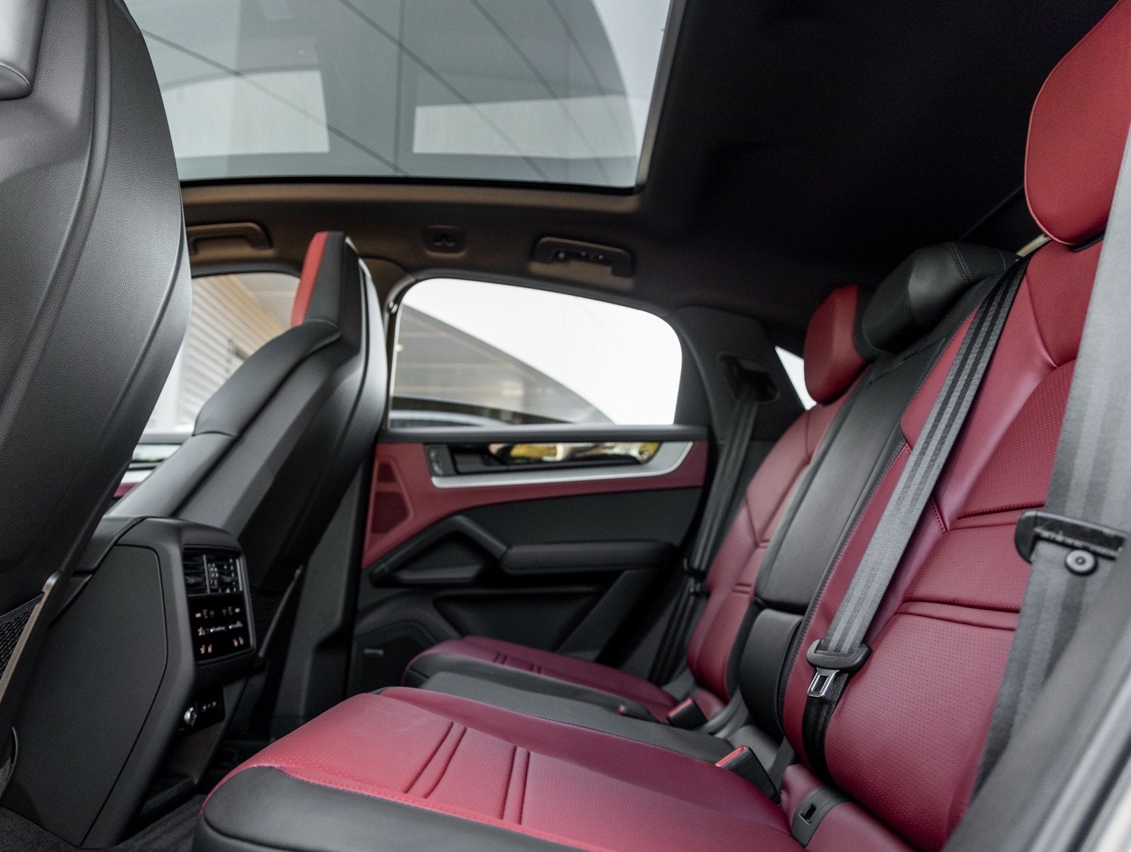 2026 Porsche Cayenne Coupe Cayenne S Coupe