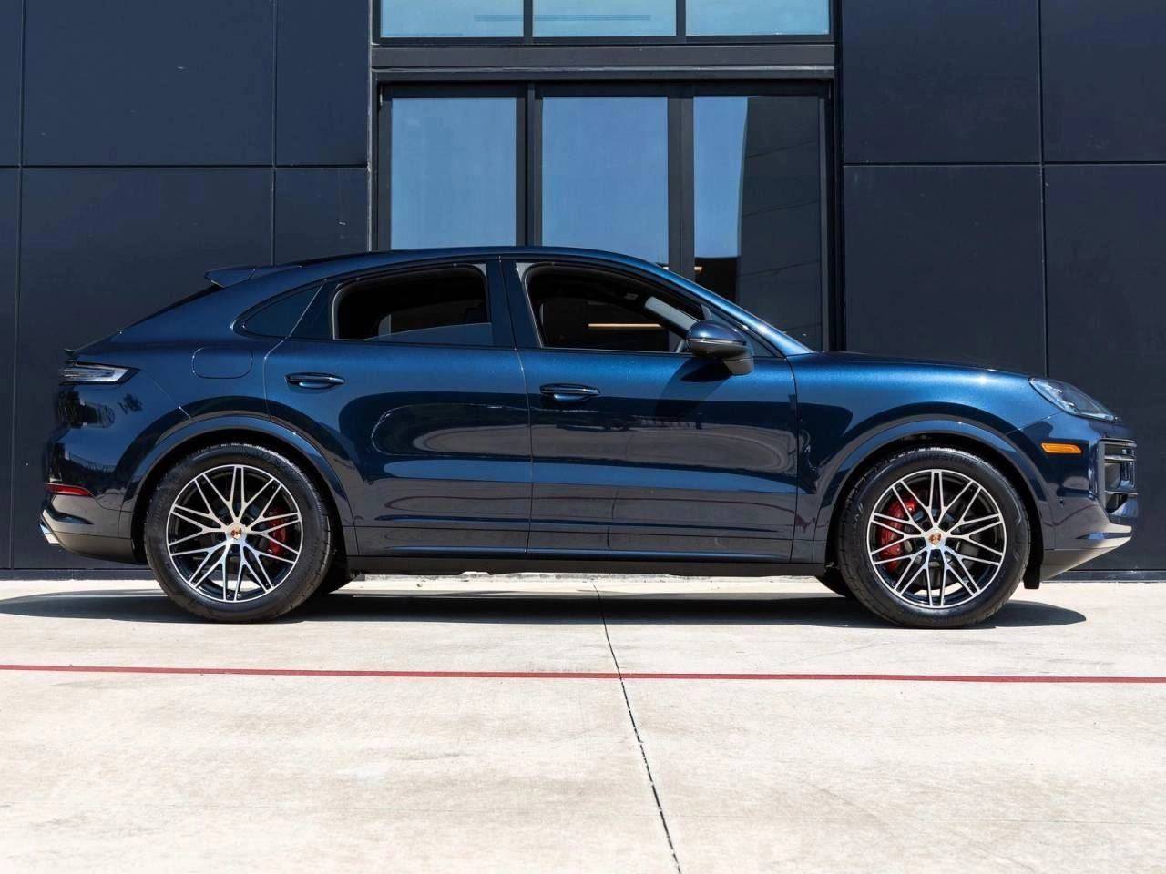 2025 Porsche Cayenne S Coupe