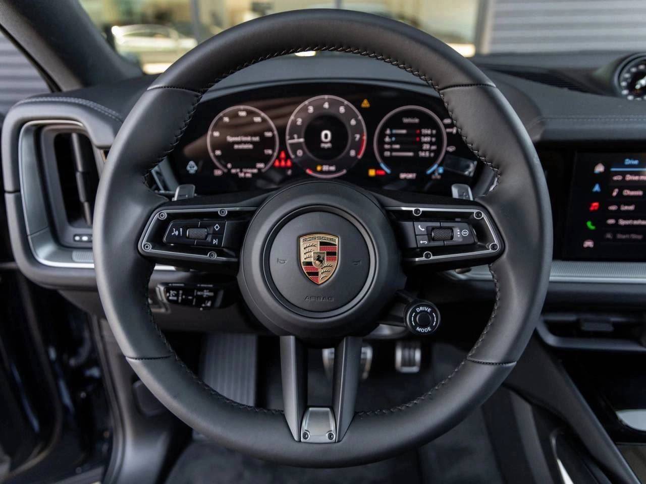 2025 Porsche Cayenne S Coupe