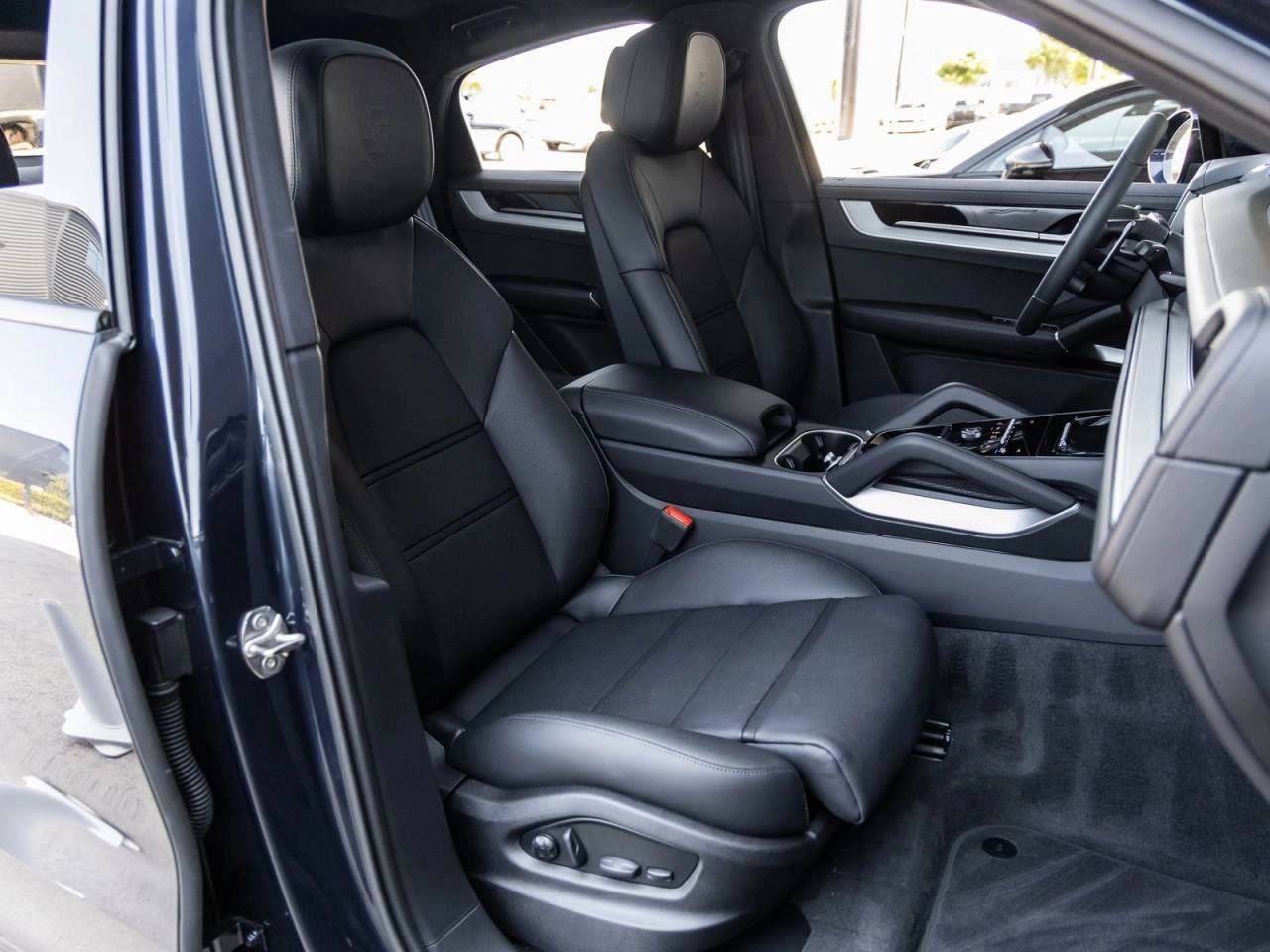 2025 Porsche Cayenne S Coupe
