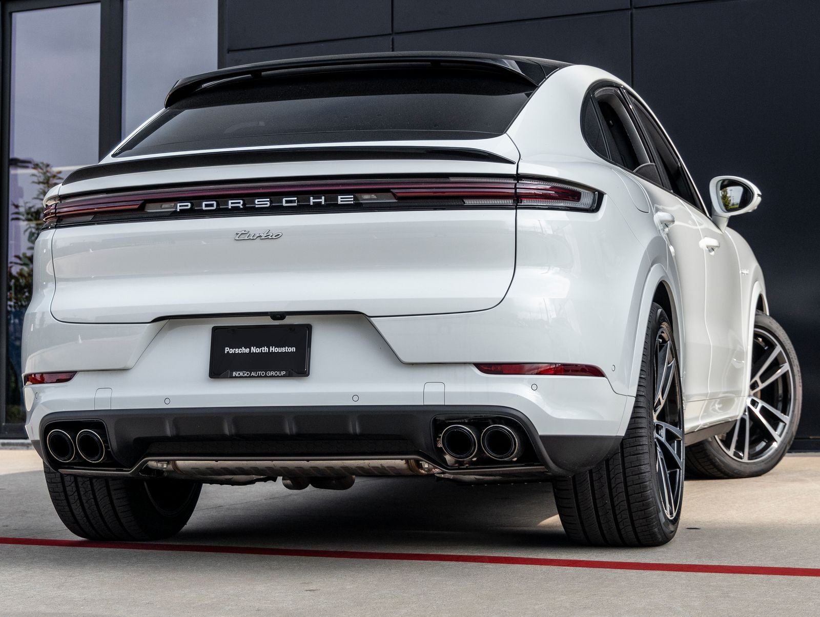 2025 Porsche Cayenne Turbo E-Hybrid Coupe