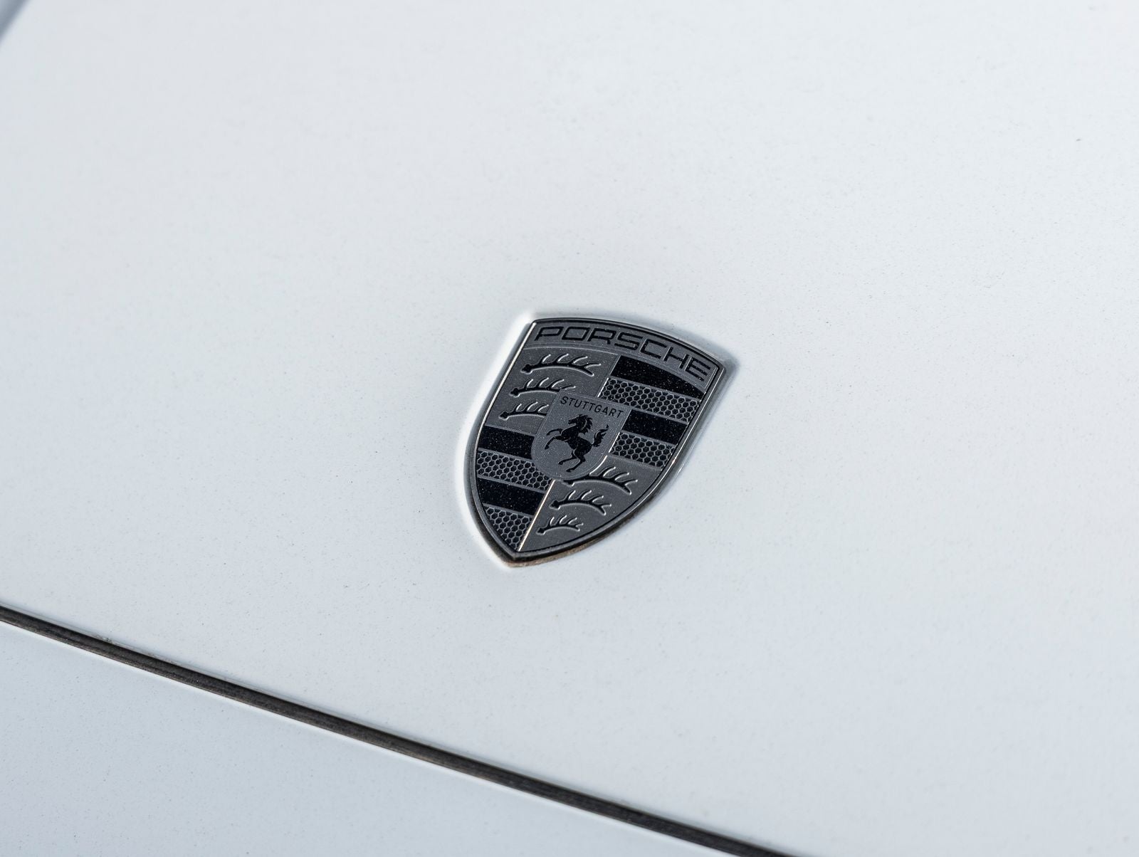 2025 Porsche Cayenne Turbo E-Hybrid Coupe