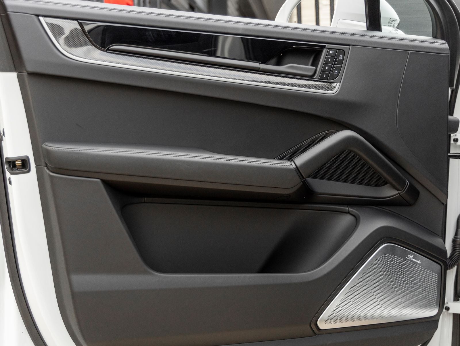 2025 Porsche Cayenne Turbo E-Hybrid Coupe