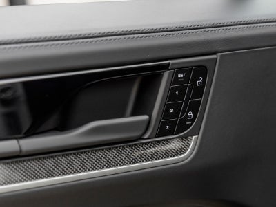 2025 Porsche Cayenne Turbo E-Hybrid Coupe