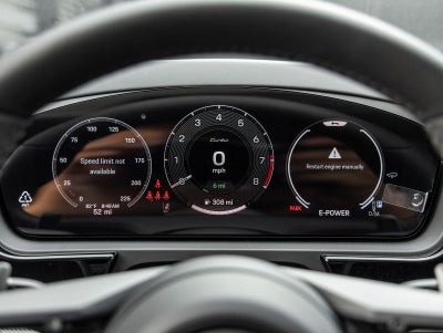 2025 Porsche Cayenne Turbo E-Hybrid Coupe