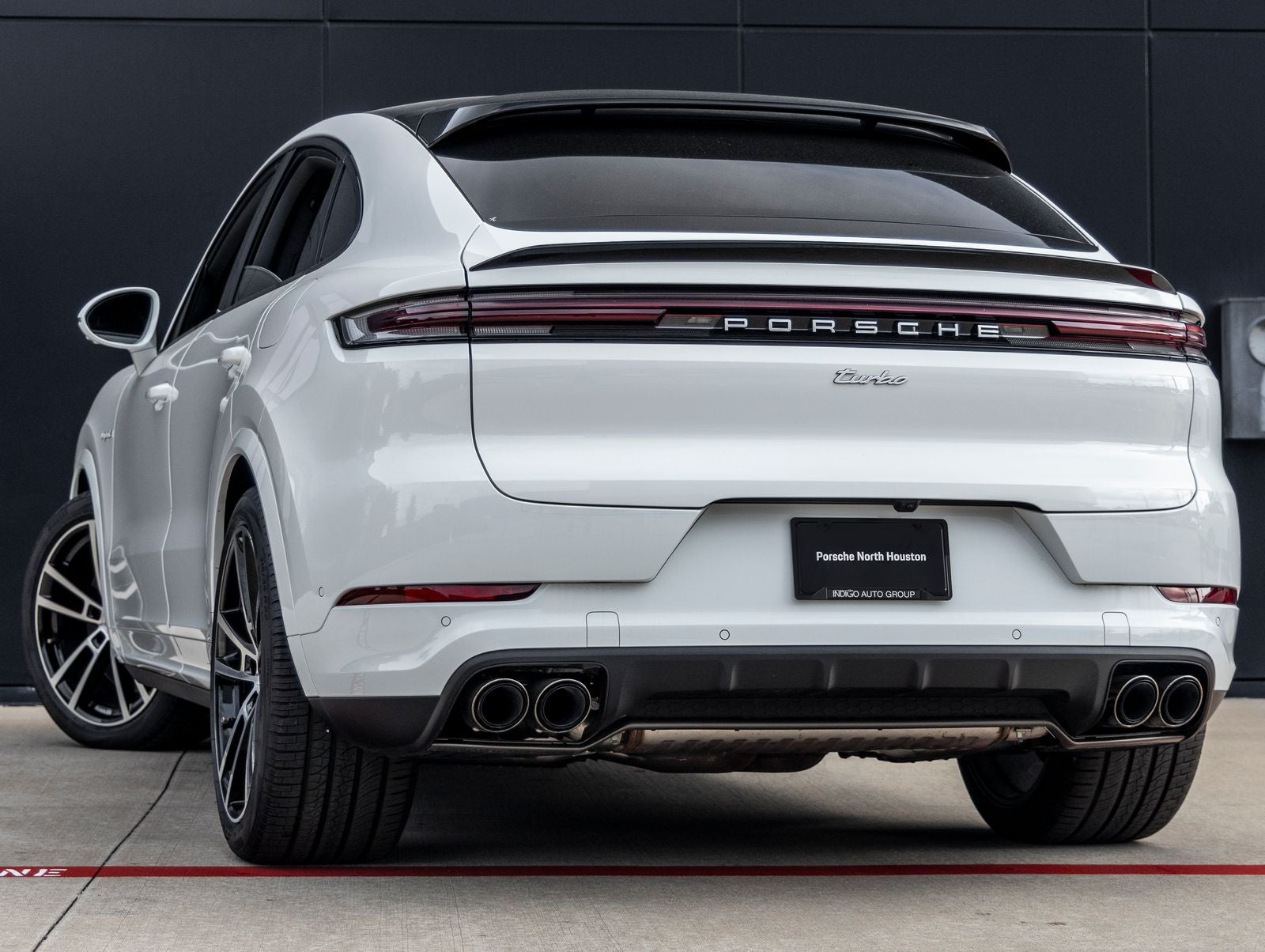 2025 Porsche Cayenne Turbo E-Hybrid Coupe