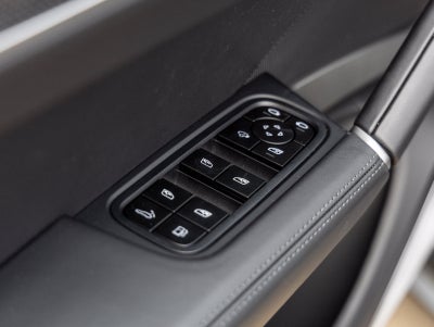 2025 Porsche Cayenne Cayenne Turbo E-Hybrid Coupe