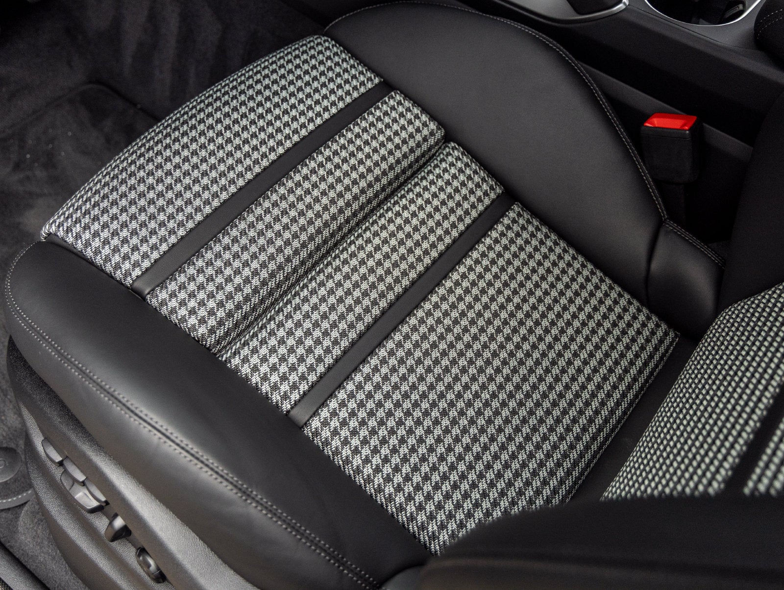 2025 Porsche Cayenne Cayenne Turbo E-Hybrid Coupe