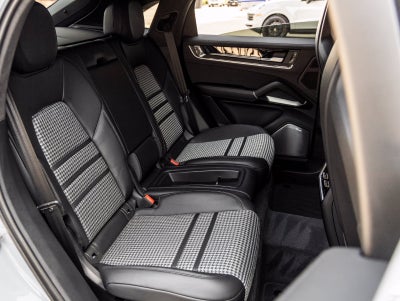 2025 Porsche Cayenne Cayenne Turbo E-Hybrid Coupe