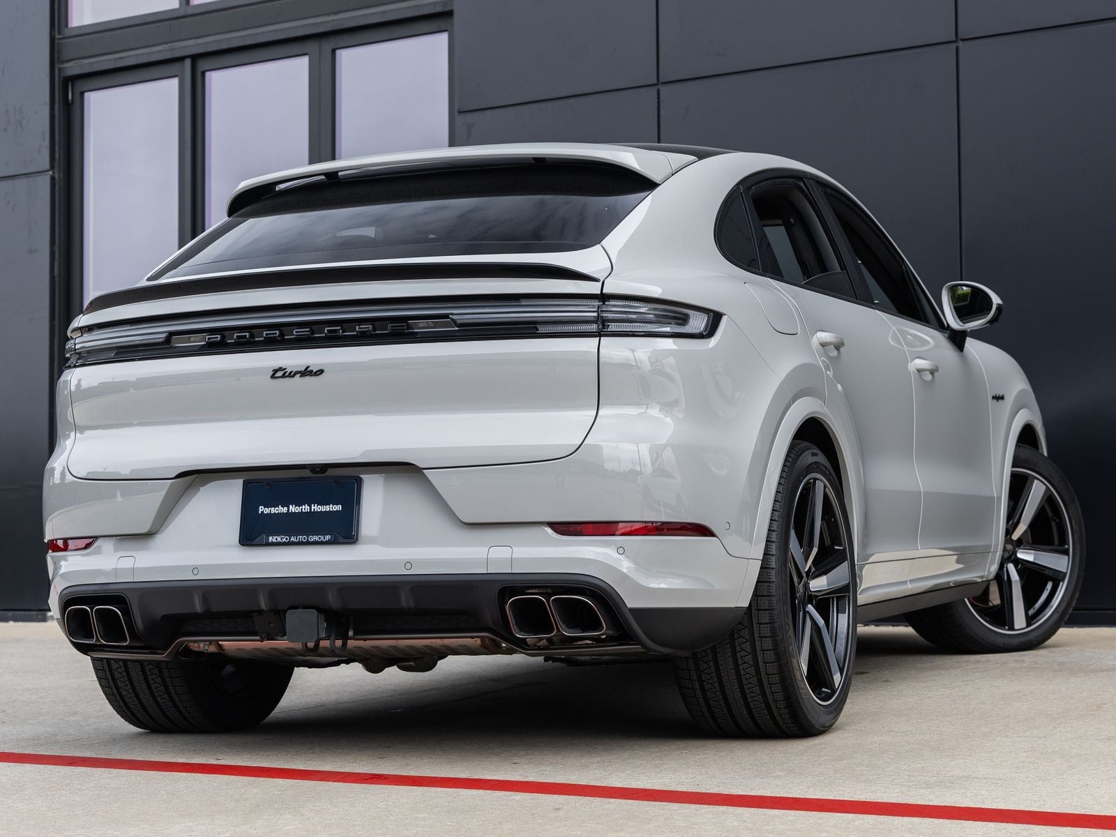2025 Porsche Cayenne Turbo E-Hybrid Coupe