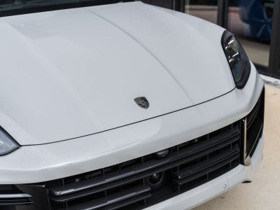 2025 Porsche Cayenne Turbo E-Hybrid Coupe