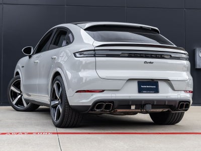 2025 Porsche Cayenne Turbo E-Hybrid Coupe