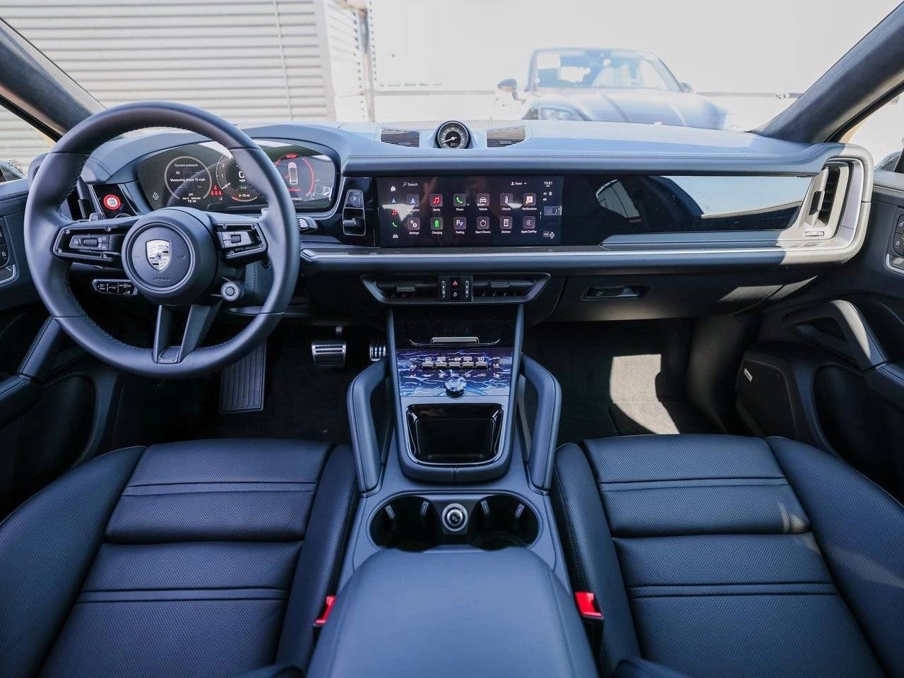 2025 Porsche Cayenne Turbo E-Hybrid Coupe