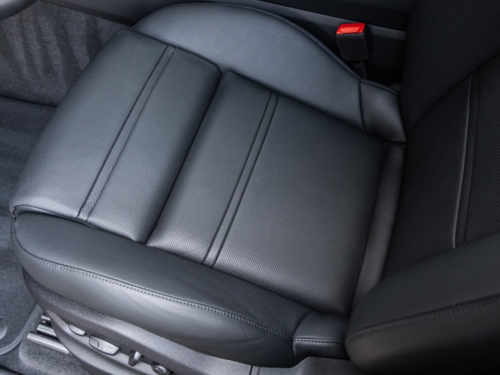 2026 Porsche Cayenne Turbo E-Hybrid Coupe Cayenne Turbo E-Hybrid Coupe