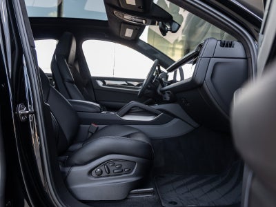 2026 Porsche Cayenne Turbo E-Hybrid Coupe Cayenne Turbo E-Hybrid Coupe