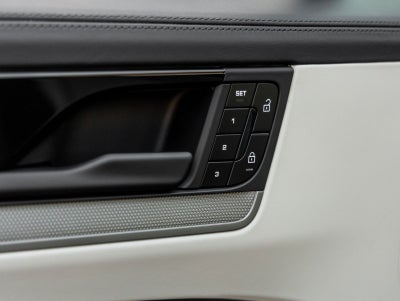 2026 Porsche Cayenne S E-Hybrid Coupe