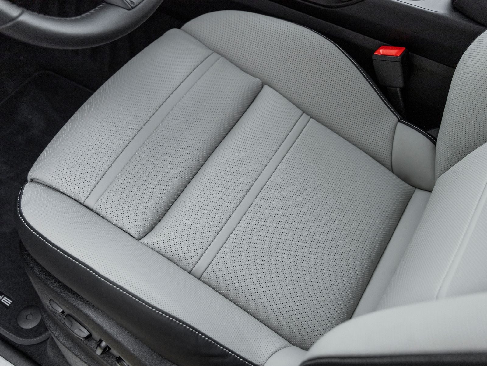 2026 Porsche Cayenne S E-Hybrid Coupe