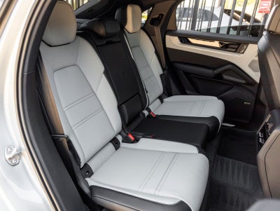 2026 Porsche Cayenne S E-Hybrid Coupe