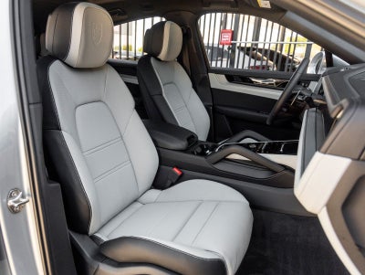 2026 Porsche Cayenne S E-Hybrid Coupe