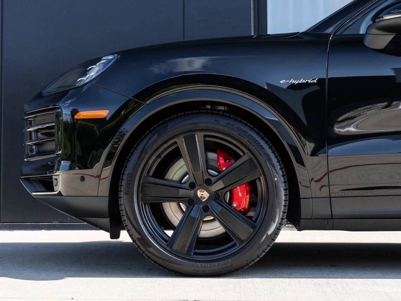 2025 Porsche Cayenne S E-Hybrid Coupe