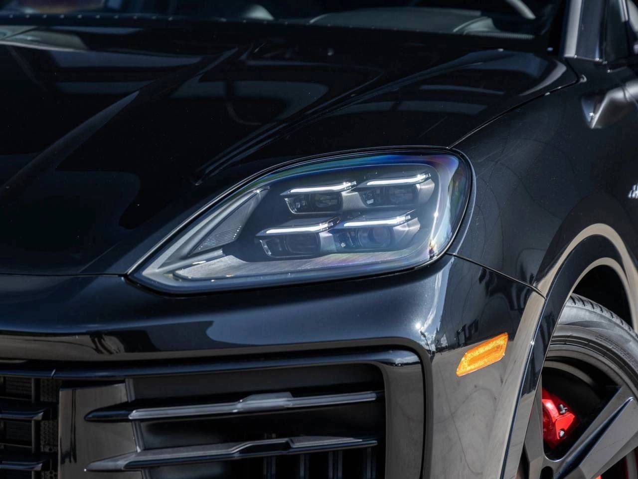 2025 Porsche Cayenne S E-Hybrid Coupe