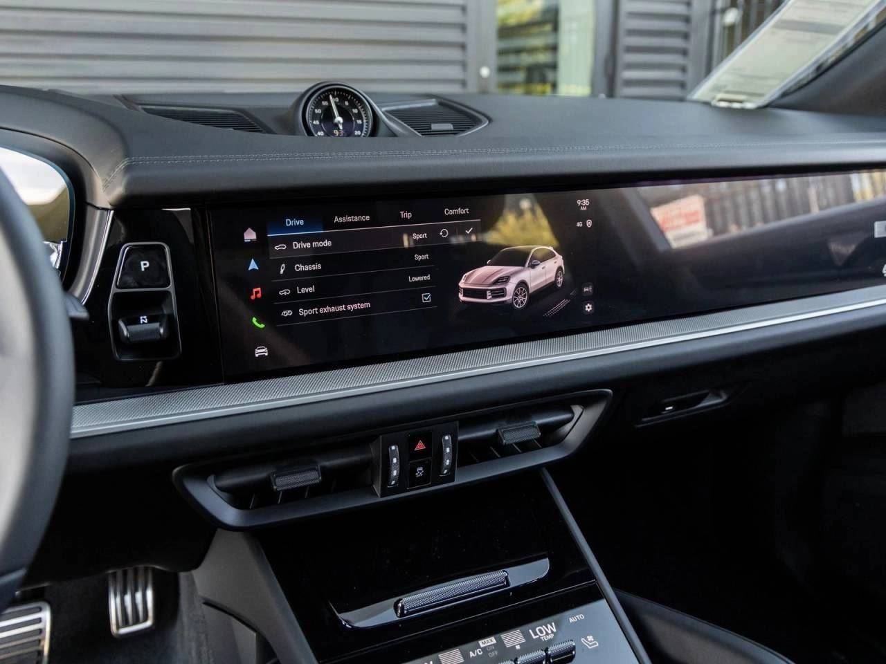 2025 Porsche Cayenne S E-Hybrid Coupe