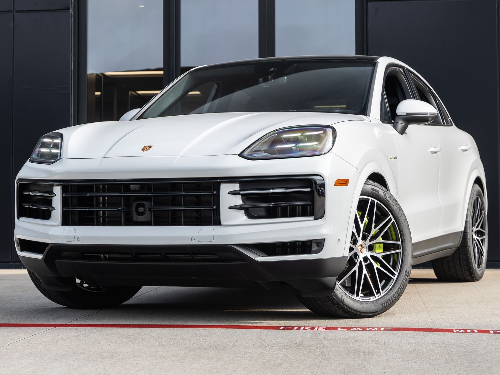2025 Porsche Cayenne S E-Hybrid Coupe