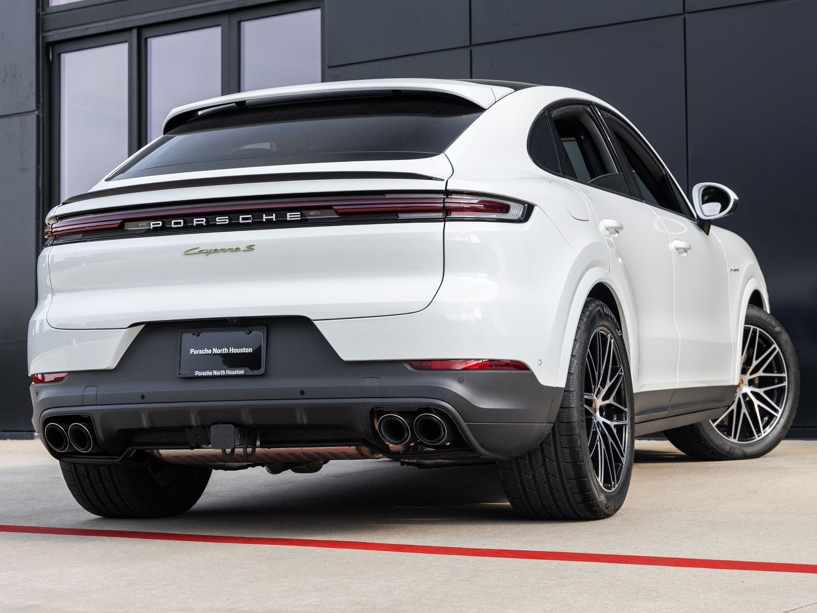 2025 Porsche Cayenne S E-Hybrid Coupe