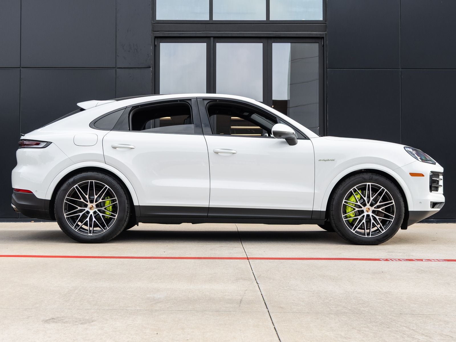 2025 Porsche Cayenne S E-Hybrid Coupe