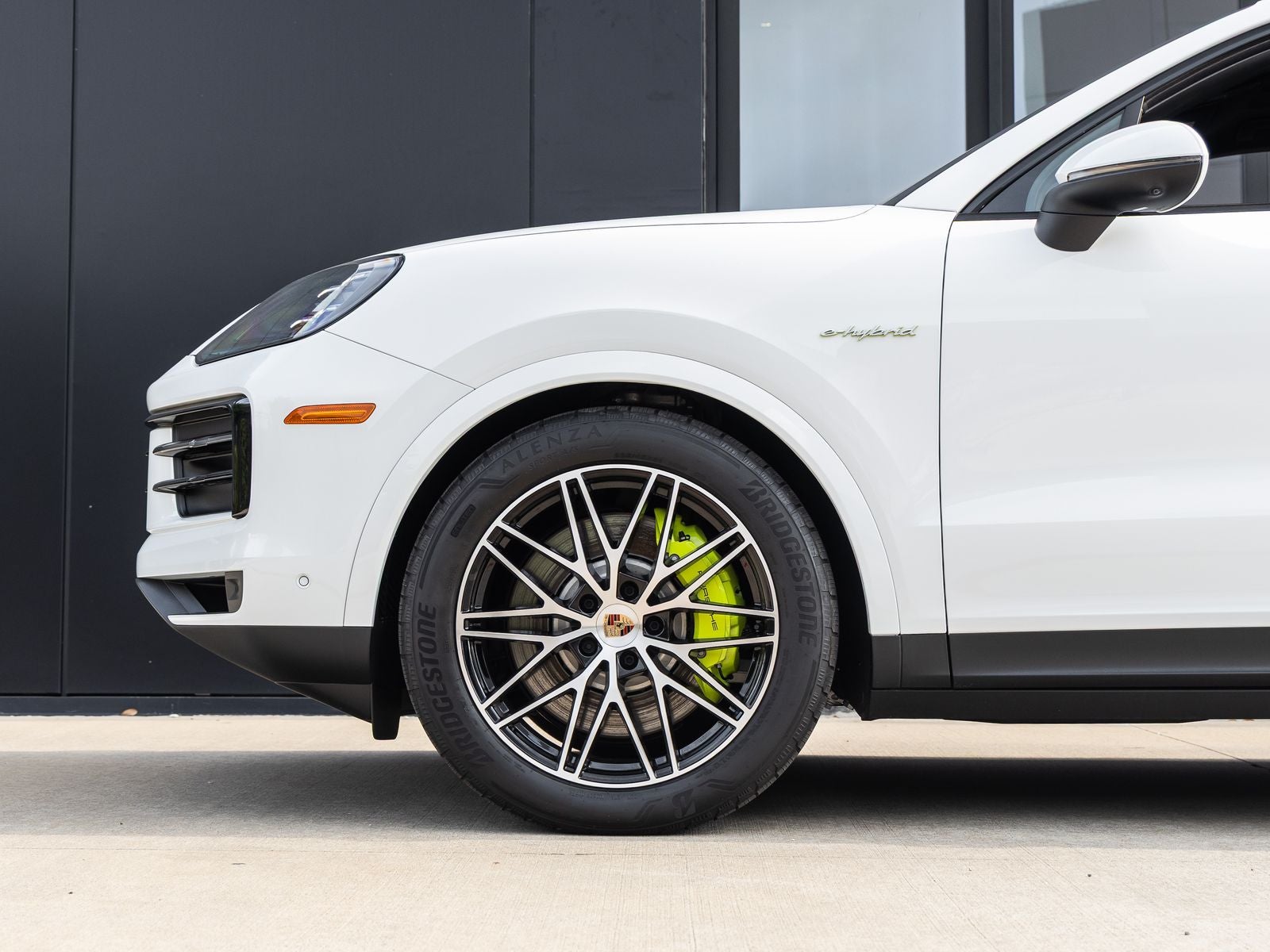2025 Porsche Cayenne S E-Hybrid Coupe