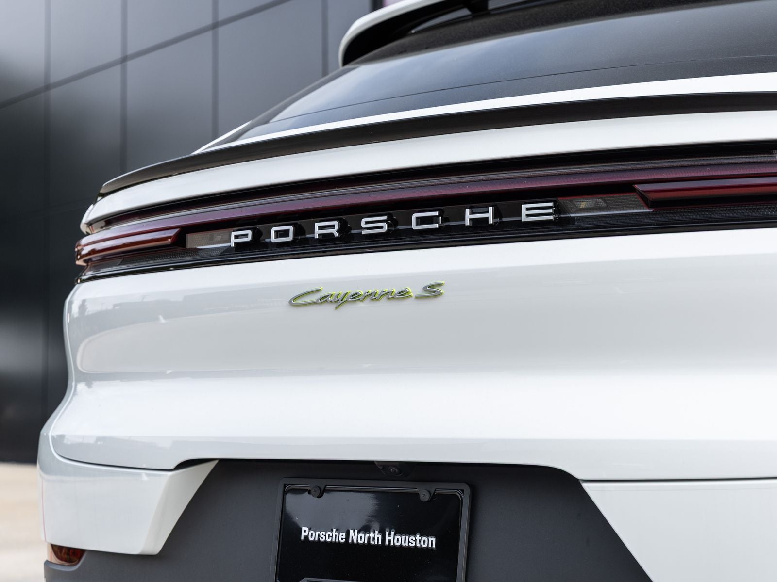 2025 Porsche Cayenne S E-Hybrid Coupe