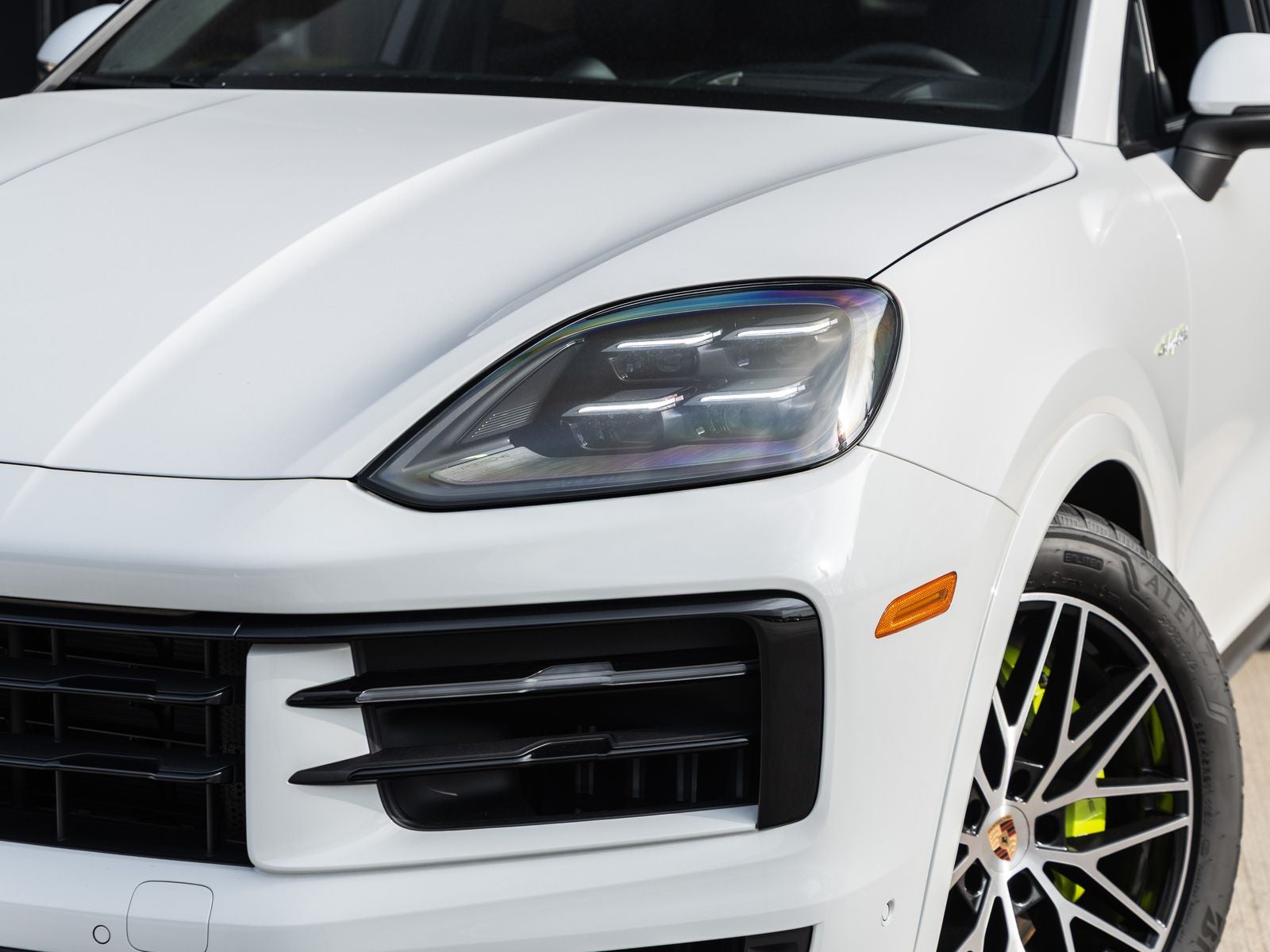 2025 Porsche Cayenne S E-Hybrid Coupe