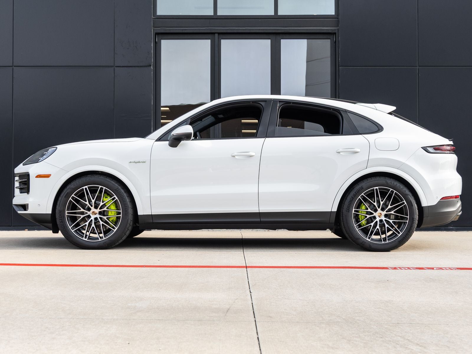 2025 Porsche Cayenne S E-Hybrid Coupe