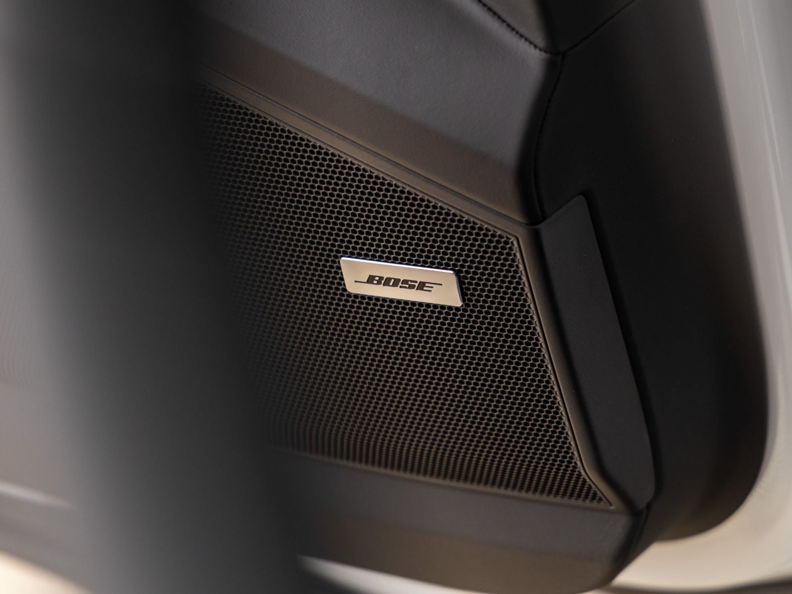 2025 Porsche Cayenne S E-Hybrid Coupe